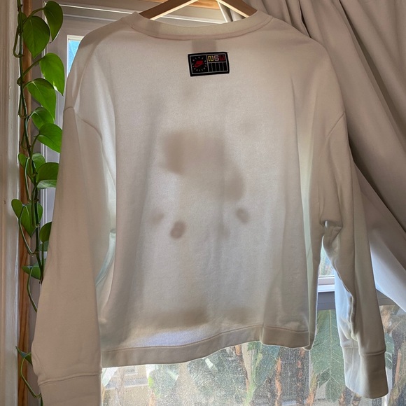 Nike Sweatshirt - Picture 2 of 5